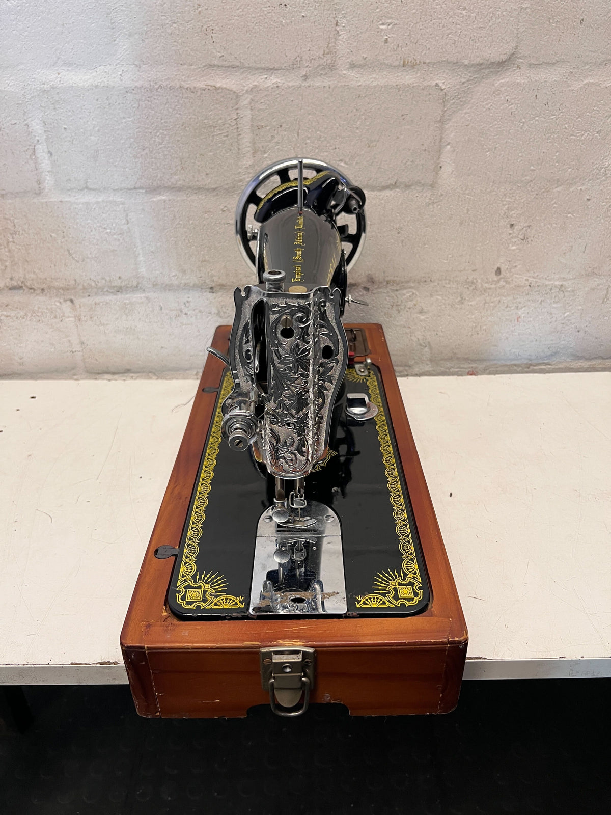 Vintage Empisal Sewing Machine - Classic Black & Gold Craft Piece - 2ndhandwarehouse.com