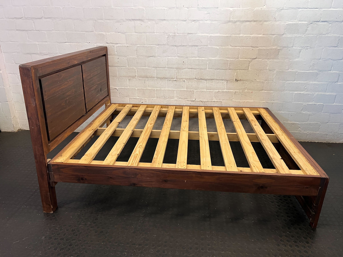 queen bed frame  - Rustic Wooden Bed Frame with Built-in Storage Drawers ✨ - 2ndhandwarehouse.com