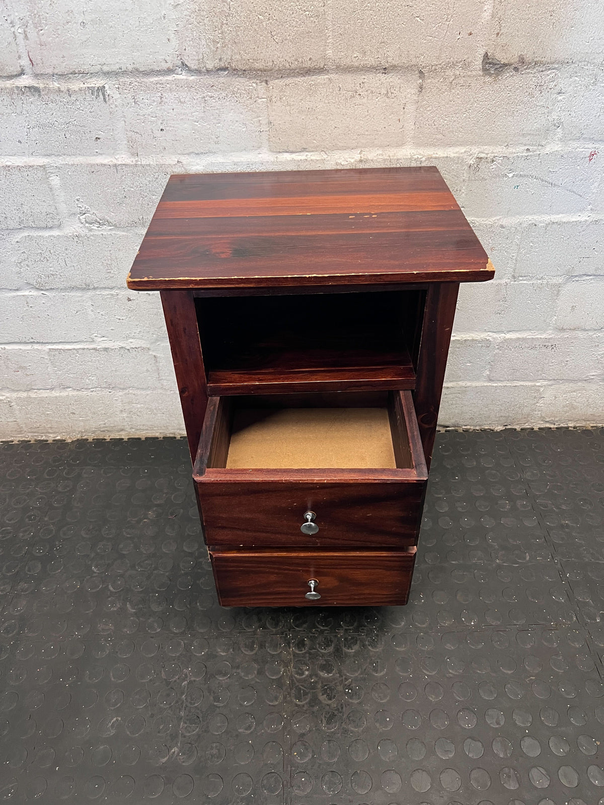 Compact Dark Wood Bedside Table with Shelf & Drawers - Fair used - 2ndhandwarehouse.com