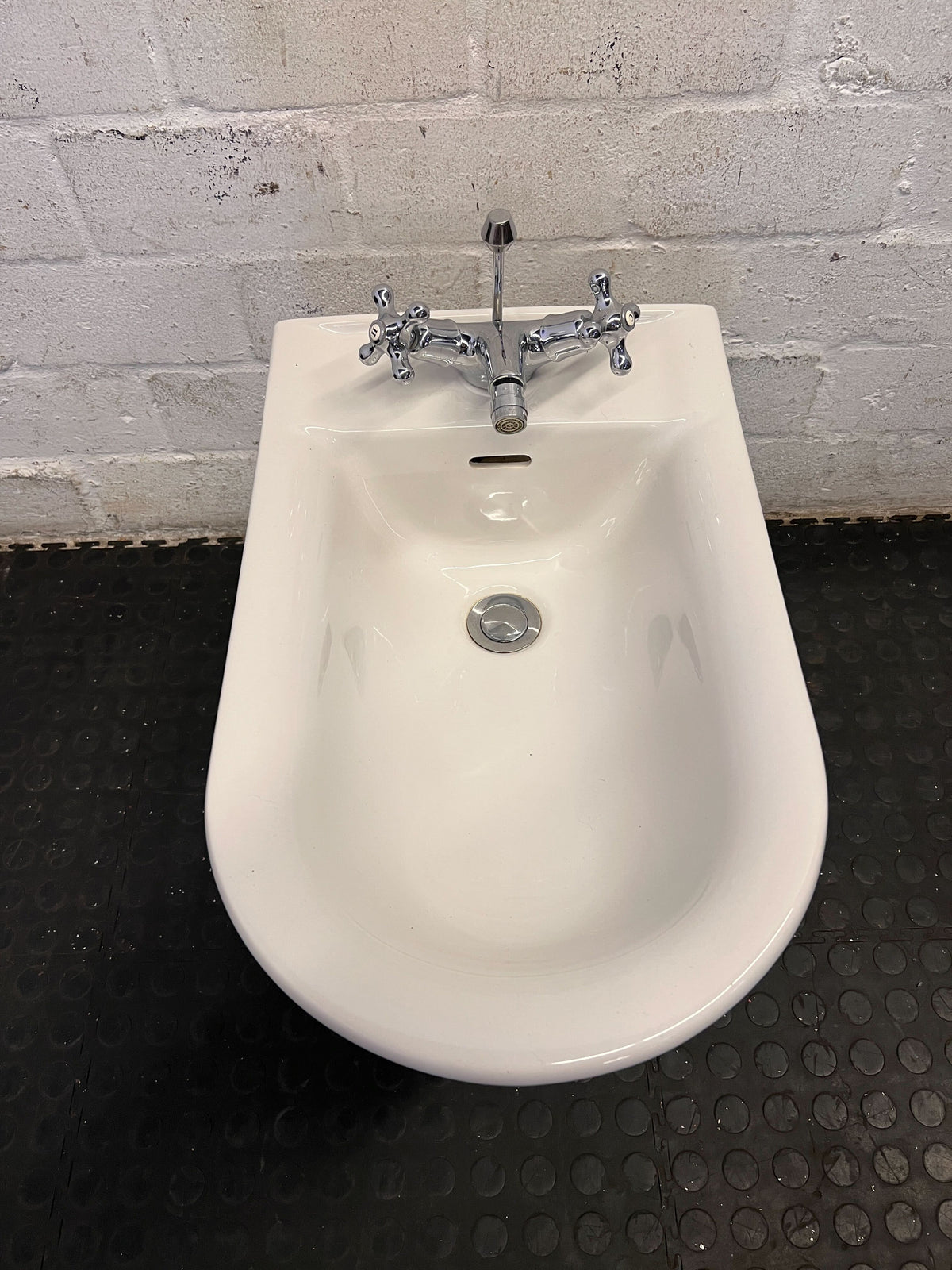 Hand wash tab -Classic White Ceramic Bidet with Chrome Mixer Taps - 2ndhandwarehouse.com