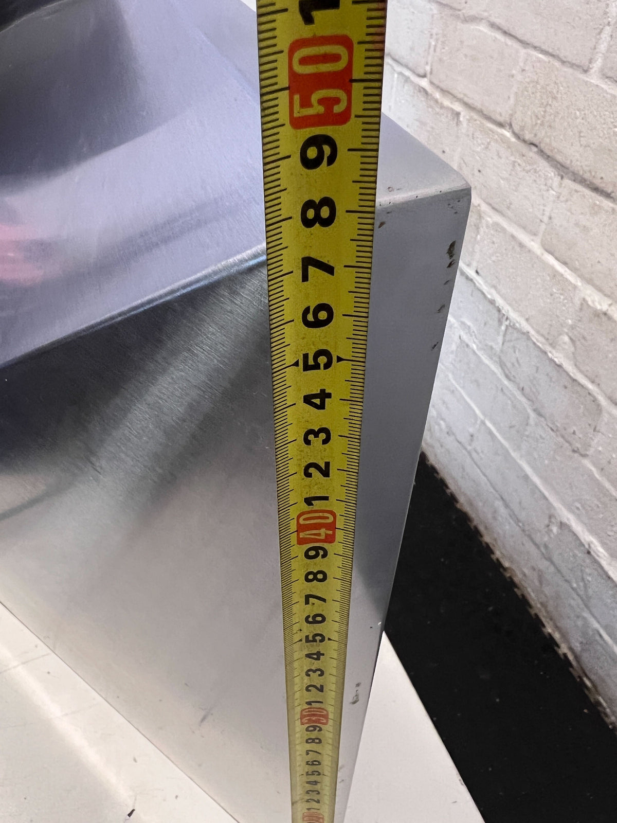 Fan  - Pre-Loved Stainless Steel Kitchen Extractor Hood with Lights- Fair used - 2ndhandwarehouse.com