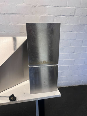 Fan  - Pre-Loved Stainless Steel Kitchen Extractor Hood with Lights- Fair used - 2ndhandwarehouse.com