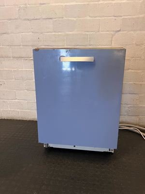 Bosch dishwasher Periwinkle Built-In Dishwasher - Modern Kitchen Essential  - Have no top - 2ndhandwarehouse.com