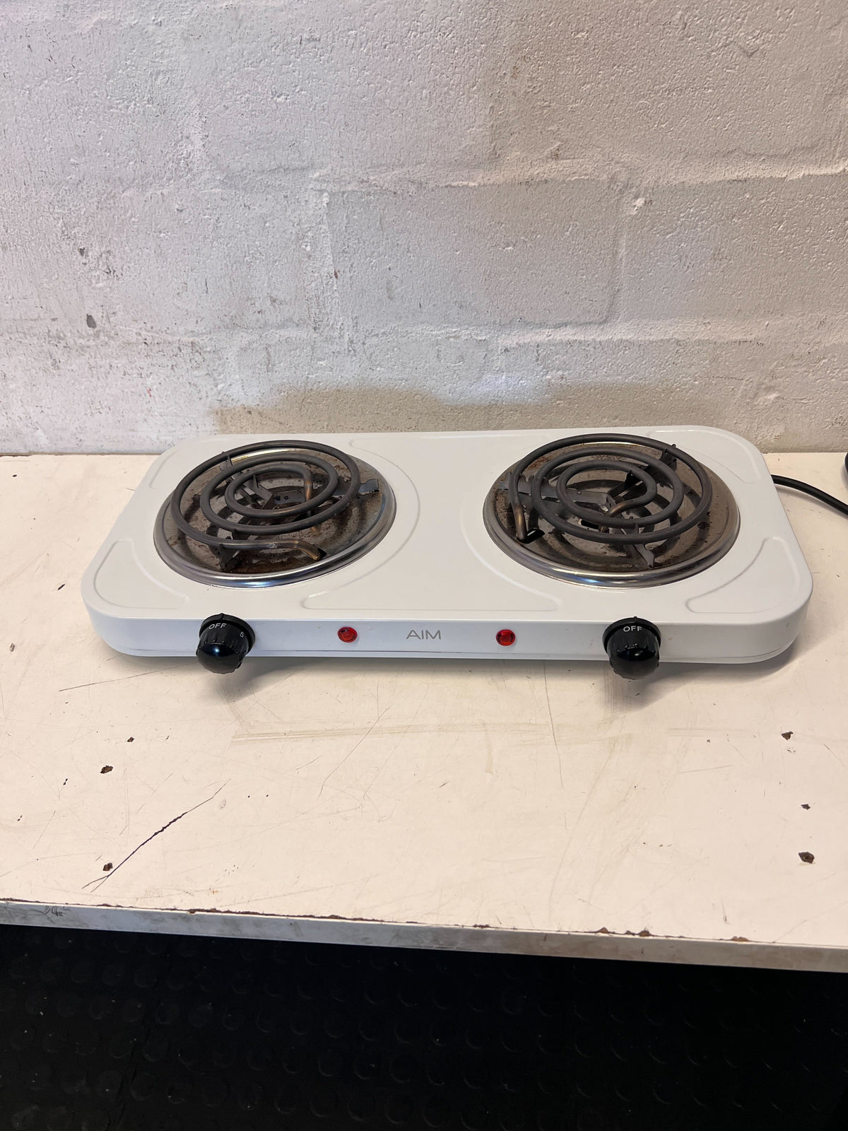 AIM Dual Electric Hot Plate - Portable 2-Burner Cooktop - 2ndhandwarehouse.com