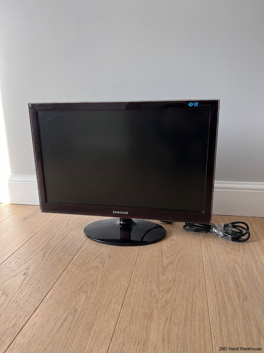Samsung Flat Screen TV - Used Fair, Functional Status Unknown - 2ndhandwarehouse.com