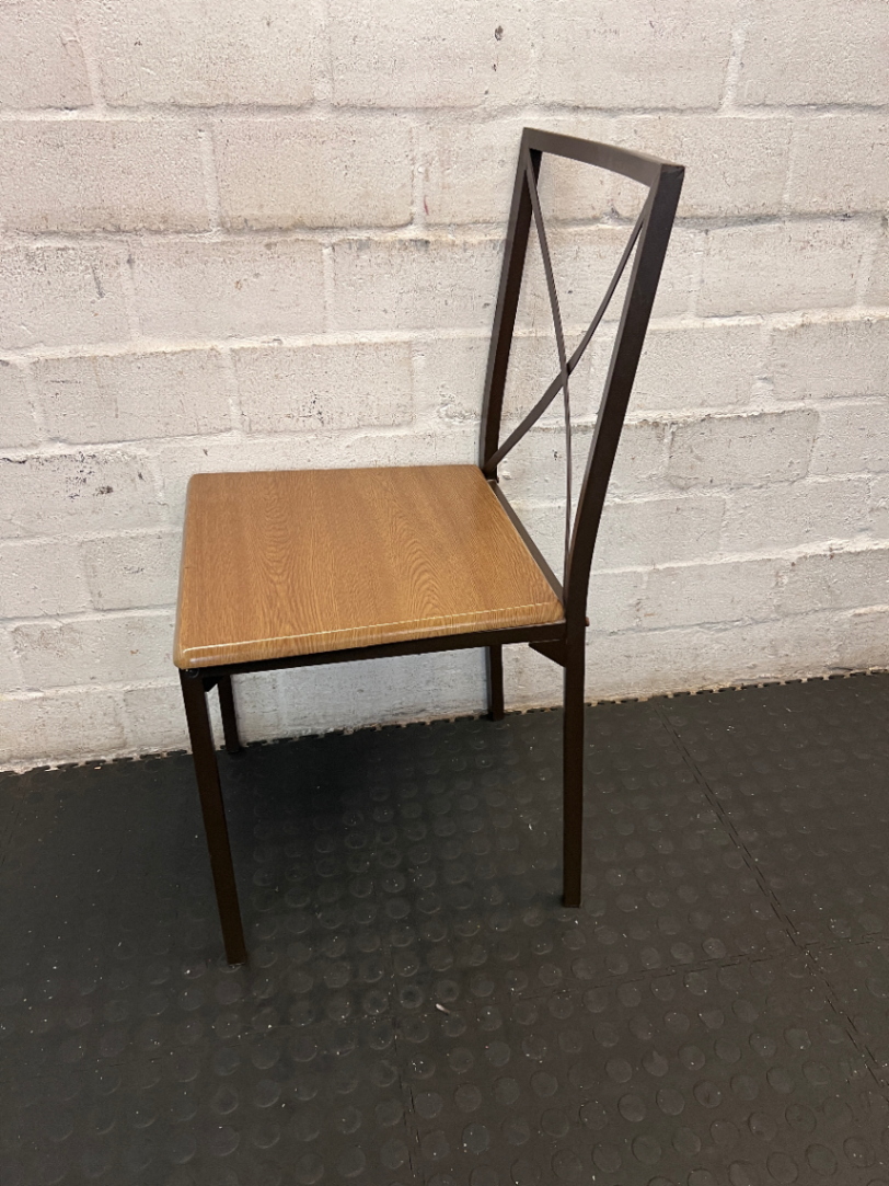 Set of 4 X-Back Metal Dining Chairs - Minor Paint Scuffs - 2ndhandwarehouse.com