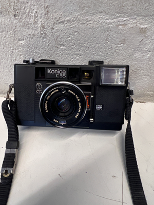 Vintage Konica C35 AF Camera - Minor Mark on Top - 2ndhandwarehouse.com