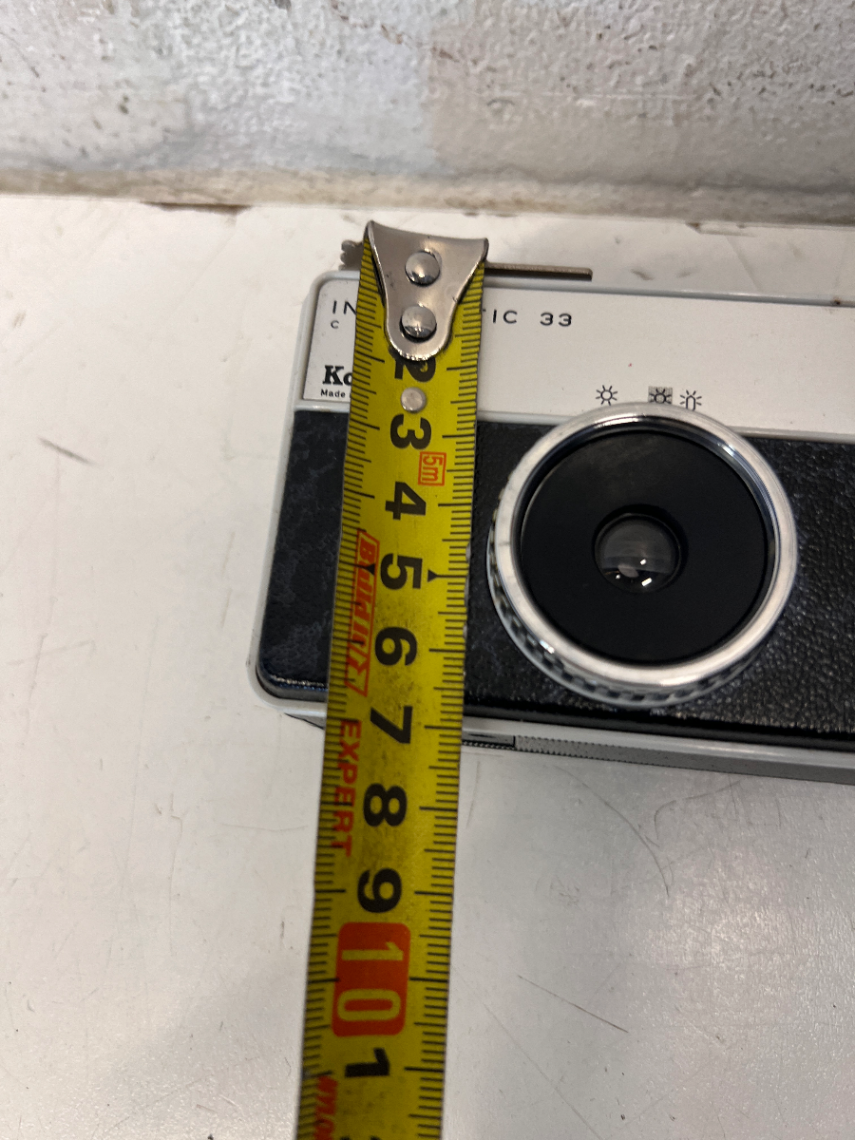 Vintage Kodak Instamatic 33 Camera with Case - As-Is Display Piece - 2ndhandwarehouse.com