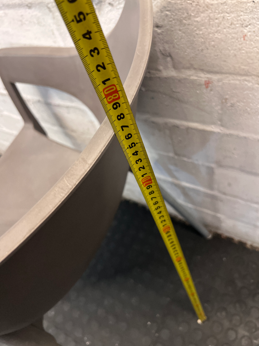 Contour Plastic Armchair - Visible Rust on Legs - 2ndhandwarehouse.com