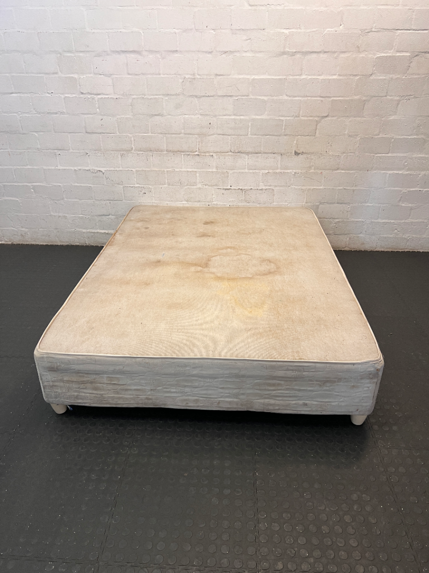 Vintage Style Wooden Frame Ironing Board - Good Condition - 2ndhandwarehouse.com