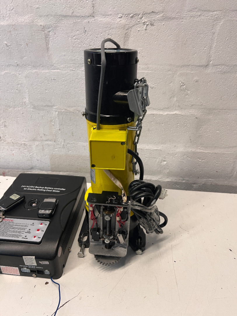 LockMaster Roller Shutter Motor & UPS - Used, Paint Chipping - 2ndhandwarehouse.com
