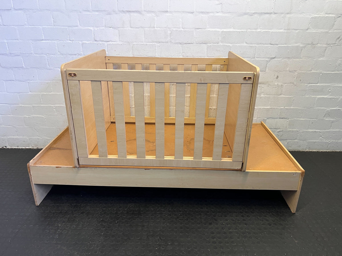 Stylish Wooden Baby Cot with Drawers | Light Natural Finish - 2ndhandwarehouse.com