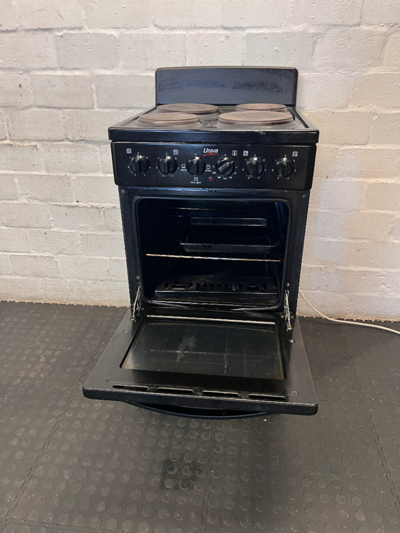 Black Univa 4-Plate Stove and Oven - Good Condition - 2ndhandwarehouse.com