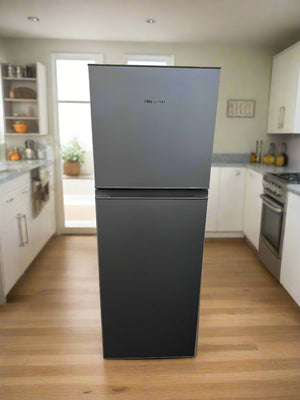 Stylish Hisense Grey Top Freezer Fridge – Excellent Condition! - 2ndhandwarehouse.com