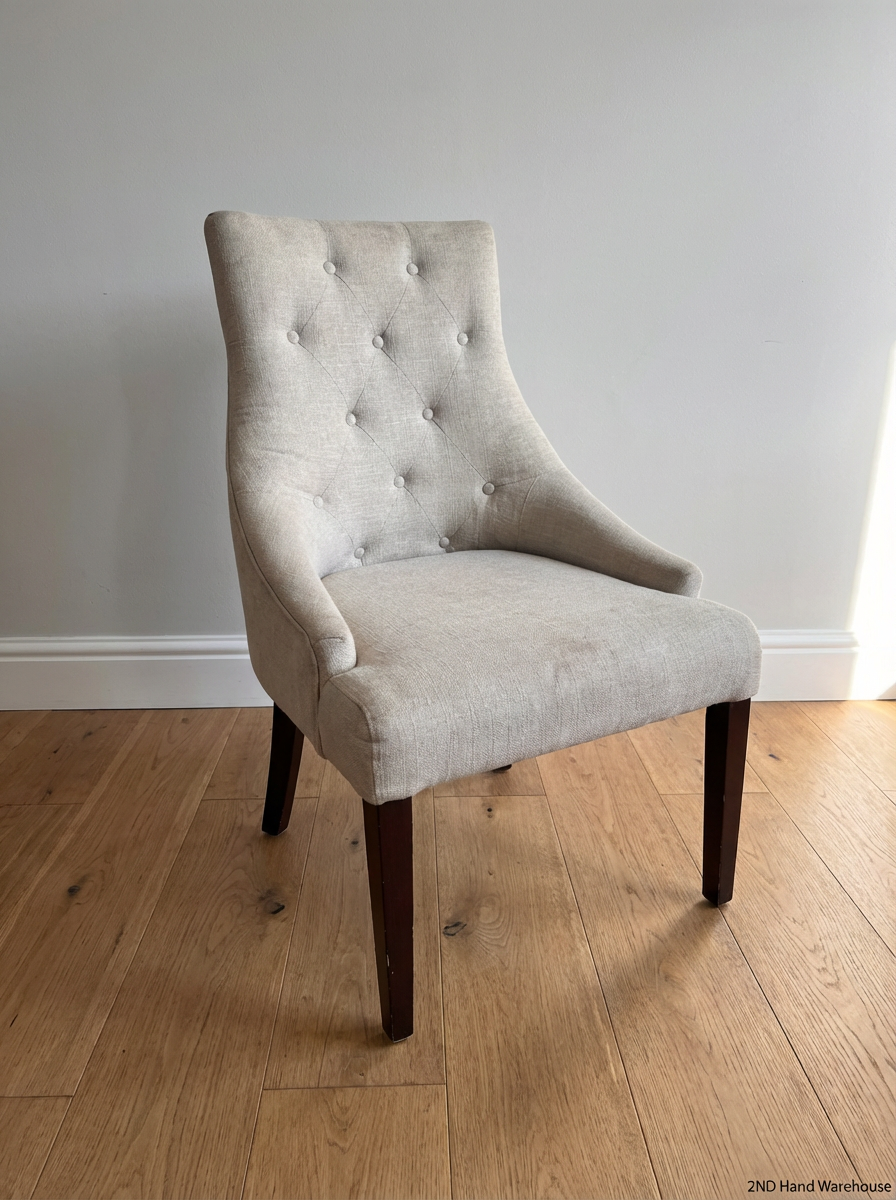 Elegant Grey Button-Back Accent Chair - Minor Scuffing on Legs - 2ndhandwarehouse.com