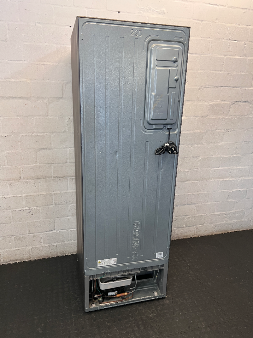 Samsung Bottom Freezer Fridge - Cosmetic Scuffs & Marks - 2ndhandwarehouse.com