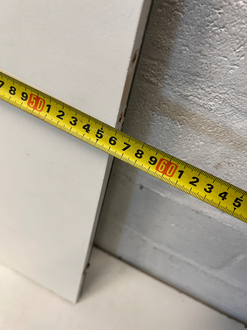 Minimalist Arched Wall Mirror on White Backing - 2ndhandwarehouse.com