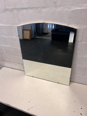 Minimalist Arched Wall Mirror on White Backing - 2ndhandwarehouse.com
