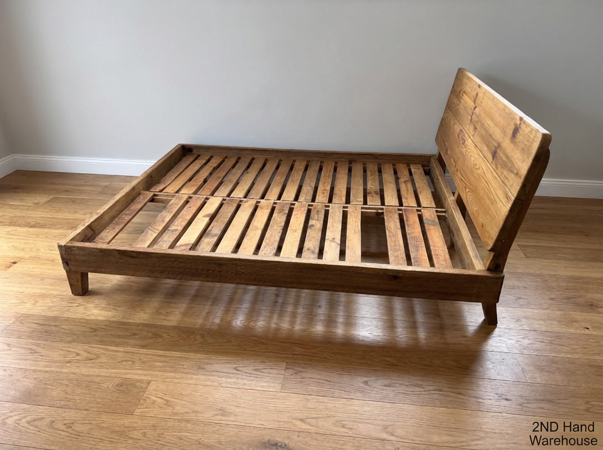 Rustic Reclaimed Pine Queen Bedframe - 2ndhandwarehouse.com
