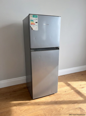 Hisense Silver Top-Freezer Fridge - Minor Scuffs & Stickers on Door - 2ndhandwarehouse.com