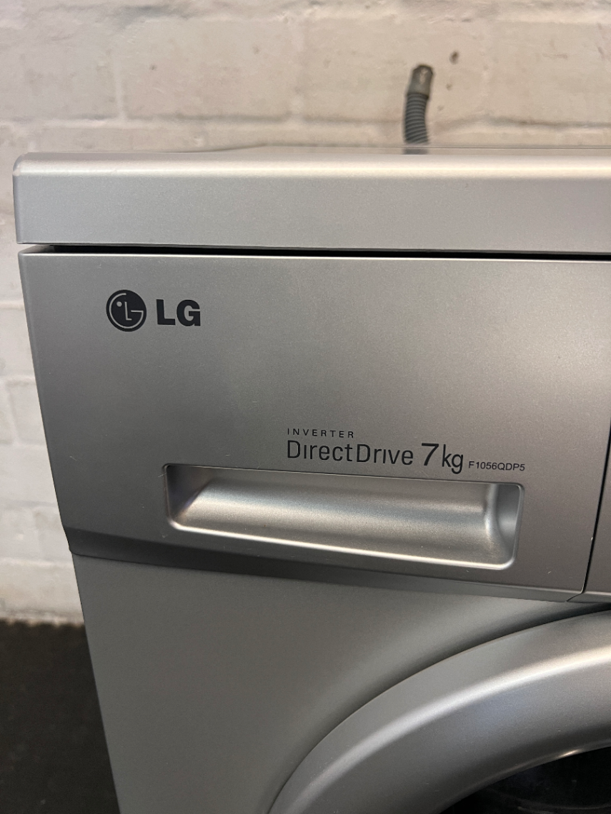 LG 7kg Front Loader Washing Machine in Silver — Good Working Order with Minor Scratches - 2ndhandwarehouse.com