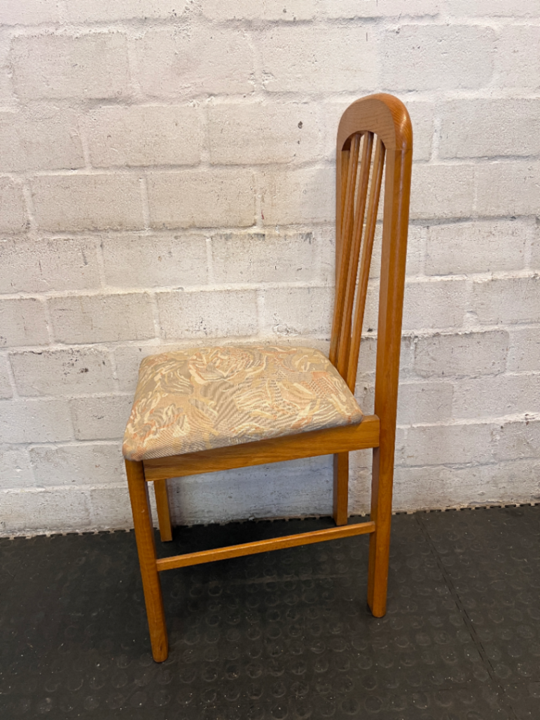 Solid Oak Upholstered Dining Chair — Very Good Condition - 2ndhandwarehouse.com
