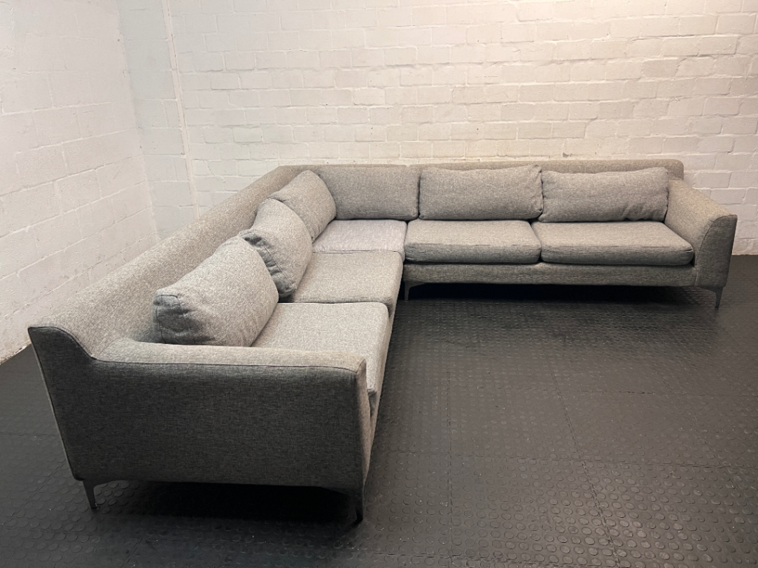 Grey Fabric L-Shape Corner Couch — Very Good Condition - 2ndhandwarehouse.com