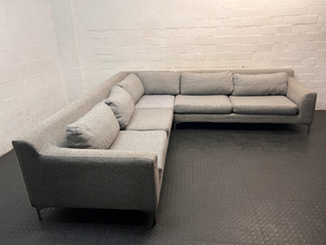 Grey Fabric L-Shape Corner Couch — Very Good Condition - 2ndhandwarehouse.com