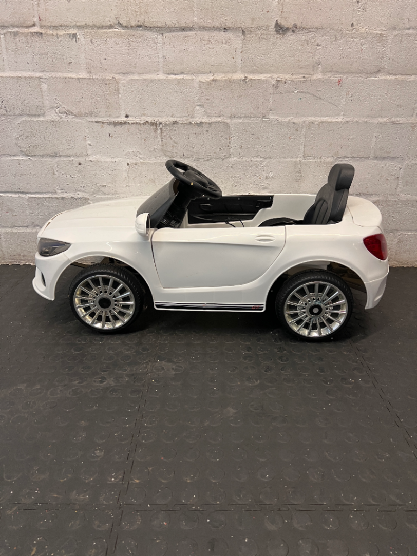 White Kiddies Electric Ride-On Car with Charger — Good Working Order - 2ndhandwarehouse.com