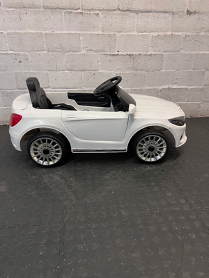 White Kiddies Electric Ride-On Car with Charger — Good Working Order - 2ndhandwarehouse.com