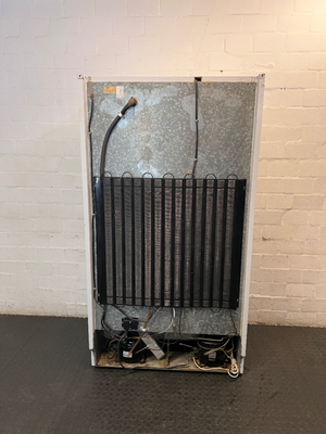 Defy White Side-by-Side Double Door Fridge — Working Condition with Non-Operational Interior L - 2ndhandwarehouse.com