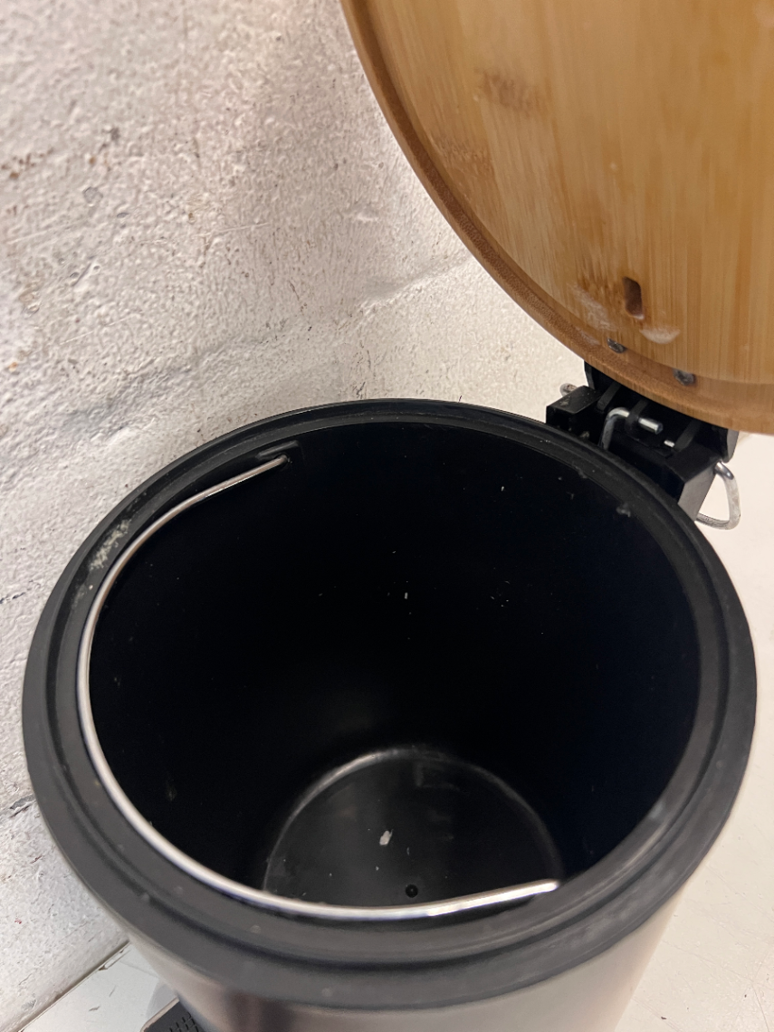 Matte Black Pedal Bin with Bamboo Lid — Good C - 2ndhandwarehouse.com