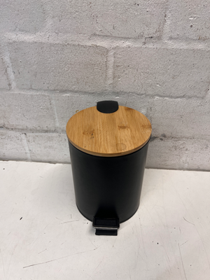 Matte Black Pedal Bin with Bamboo Lid — Good C - 2ndhandwarehouse.com