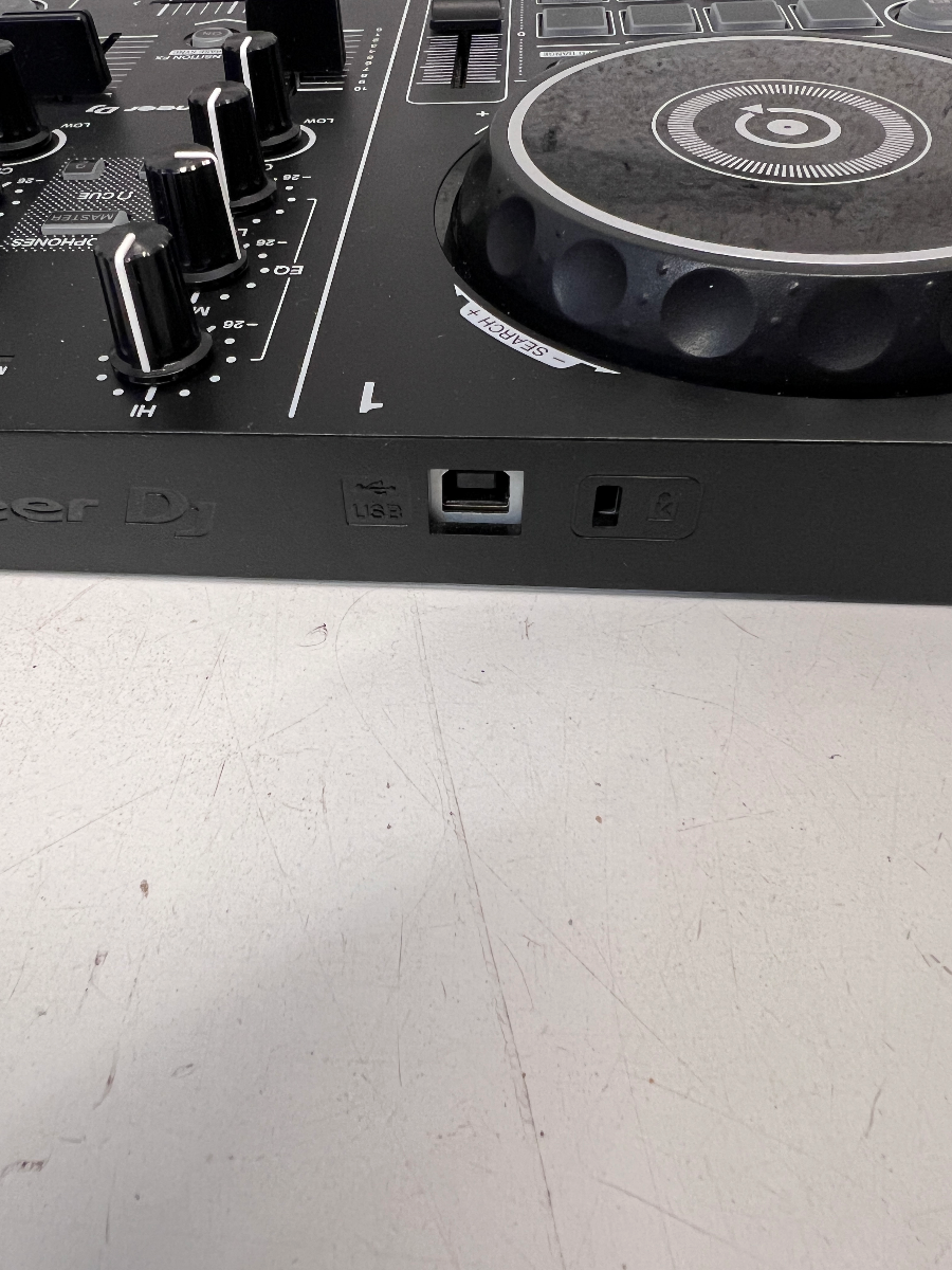 Pioneer DDJ-200 Smart DJ Controller — Good Working O