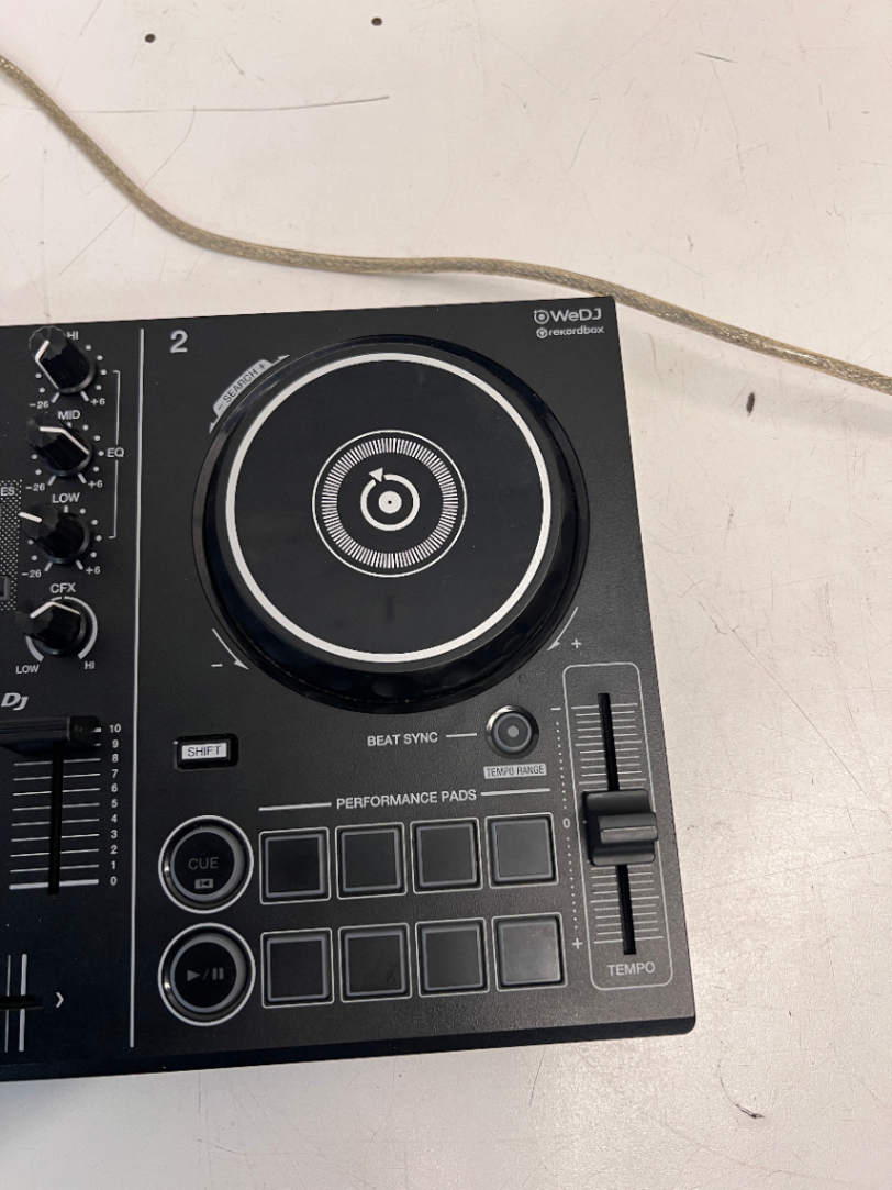 Pioneer DDJ-200 Smart DJ Controller — Good Working O - 2ndhandwarehouse.com