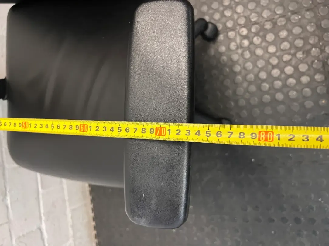 Black Mesh High-Back Swivel Office Chair — Fair Condition with Visible W - 2ndhandwarehouse.com