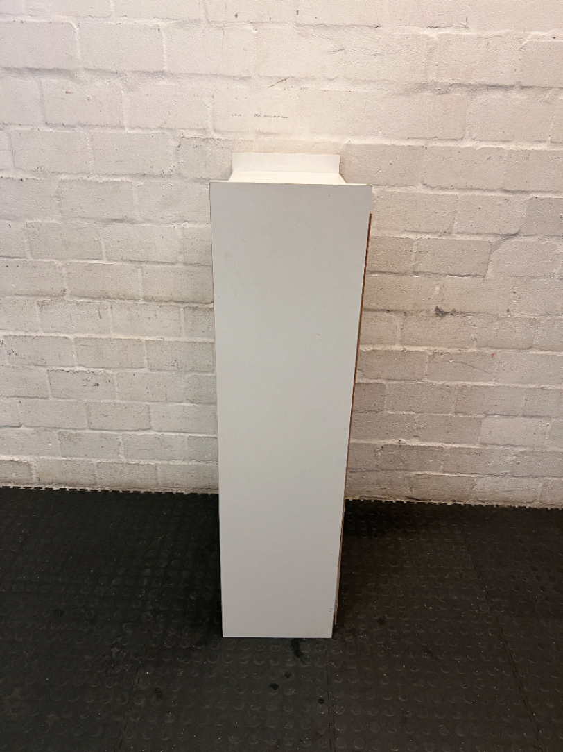 White Three-Shelf Standing Bookcase — Fair Used C - 2ndhandwarehouse.com