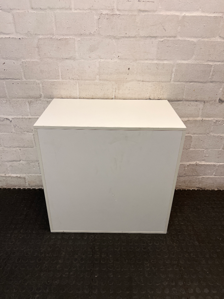 White 4-Cube Shelving Unit - 2ndhandwarehouse.com