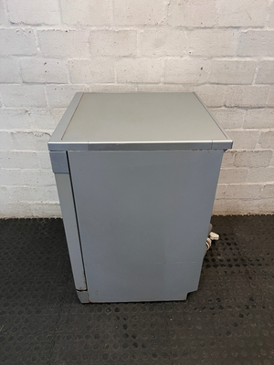Russell Hobbs Silver Freestanding Dishwasher — Non-Functional with Rust on Front Panel