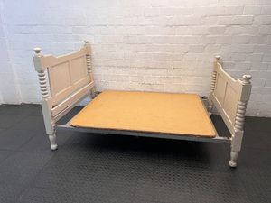 Vintage Style Cream Double Bed Frame with Spindle Posts — Fair Condition with Aged Finish and Base Patina