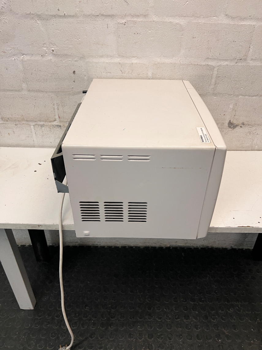 A60439-Samsung Countertop Microwave with Grill Function — Good Working Order with Minor Fading to Markings