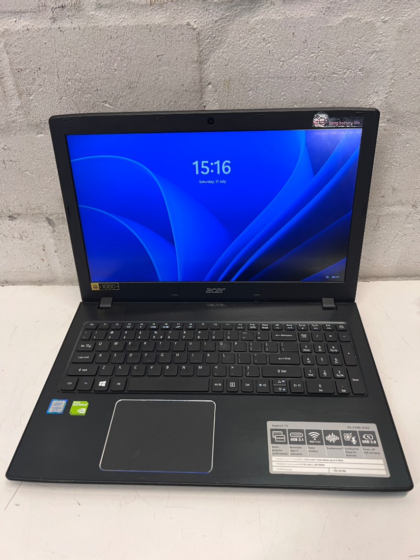 Acer Aspire E 15 Laptop in Matte Black — Good Working Order with  Keyboard