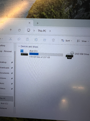Acer Aspire E 15 Laptop in Matte Black — Good Working Order with  Keyboard