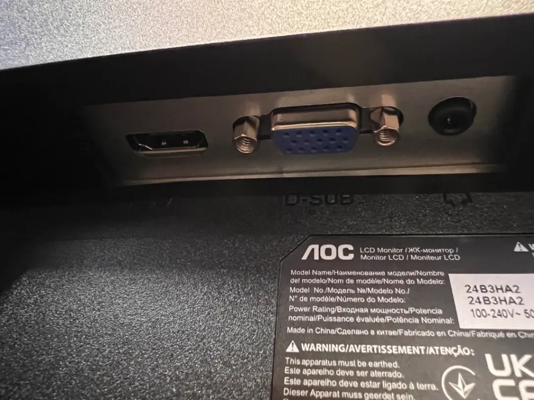 AOC 24" LCD Monitor in Black - Brand New - 2ndhandwarehouse.com