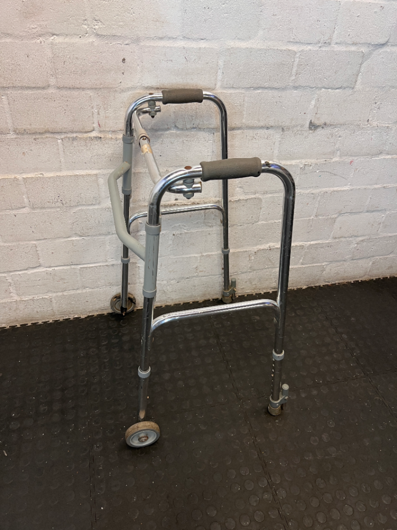 Adjustable Folding Medical Walking Frame with Front Wheels - Good Condition - 2ndhandwarehouse.com