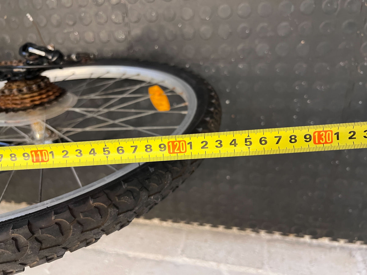 Cyclone Green & Black 24" 21 speed Mountain Bike