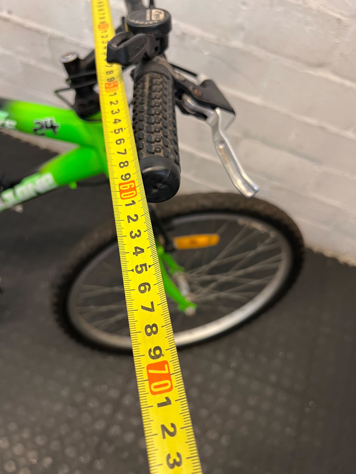 Cyclone Green & Black 24" 21 speed Mountain Bike