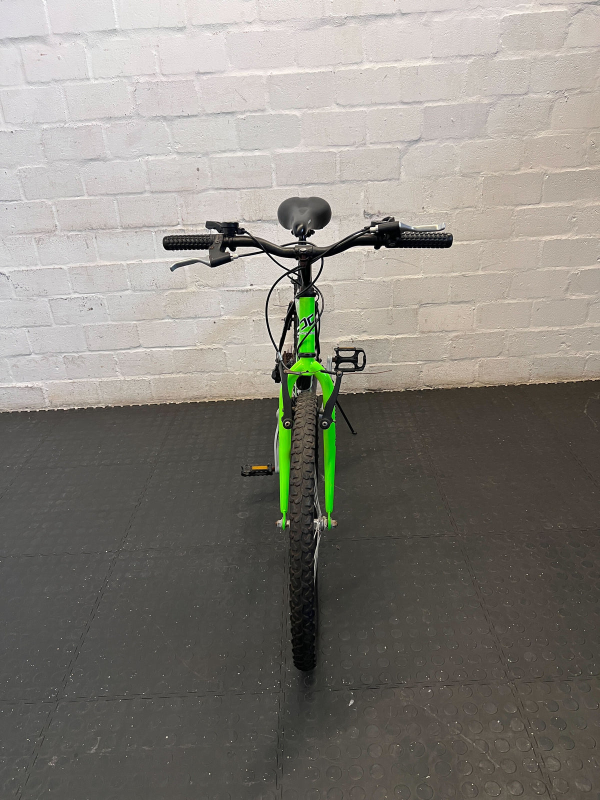 Cyclone Green & Black 24" 21 speed Mountain Bike