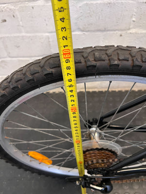 Cyclone Green & Black 24" 21 speed Mountain Bike