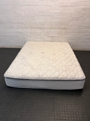 Beautyrest Double Mattress with Quilted Top — Very Good Condition